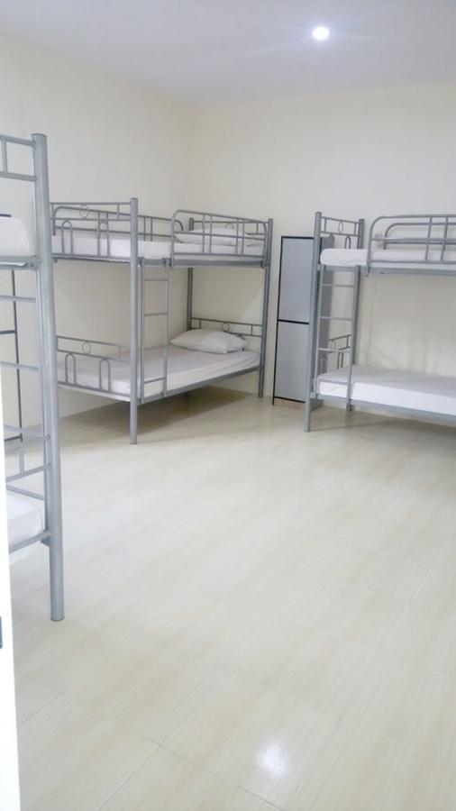 Shakila Guest House Malang Exterior foto